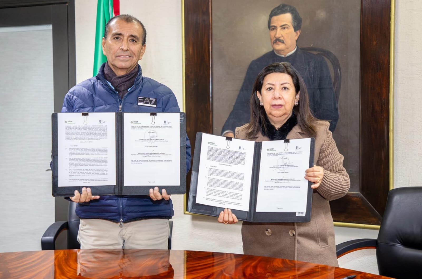 Gobierno valida grados académicos de la escuela judicial - OPINION ...