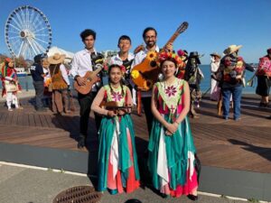 ENSAMBLE MUSICAL DE ESCUELA POTOSINA VIBRA EN EL FESTIVAL XANTOLO EN CHICAGO