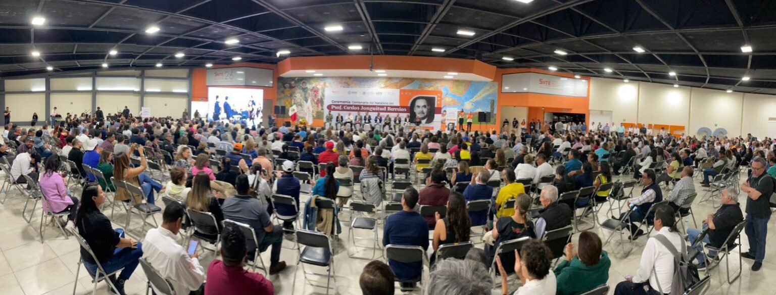 Homenaje Centenario al Profr. y Lic. Carlos Jonguitud Barrios, el ...