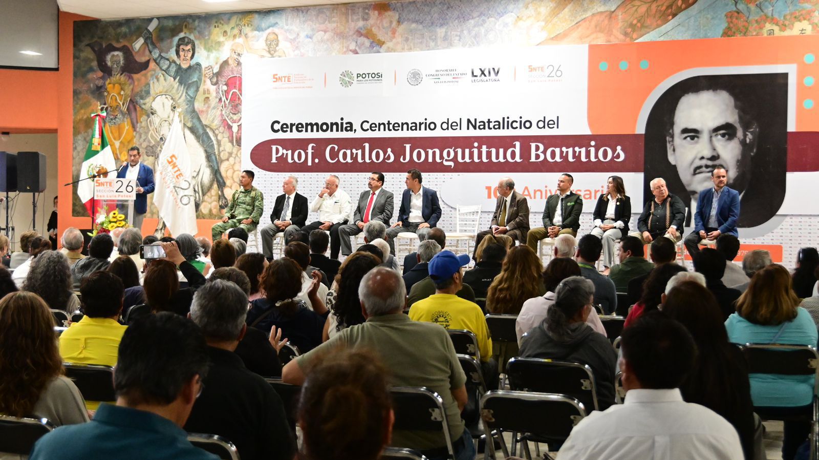 Homenaje Centenario al Profr. y Lic. Carlos Jonguitud Barrios, el ...