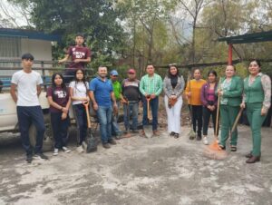 Fomentan el amor por la naturaleza en la escuela Jaime Nunó con programa de reforestación