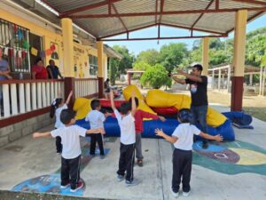 EL GOBIERNO ESTATAL IMPULSA ACCIONES PARA FORTALECER LA SALUD Y EL BIENESTAR DE ESTUDIANTES.