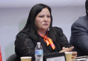 PROPONEN PROHIBIR Y SANCIONAR LA VENTA DE MEDICAMENTOS SIN RECETA MÉDICA A NIÑAS, NIÑOS Y ADOLESCENTES
