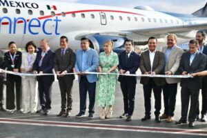 INAUGURA RICARDO GALLARDO LA NUEVA RUTA AÉREA SAN LUIS POTOSÍ – ATLANTA