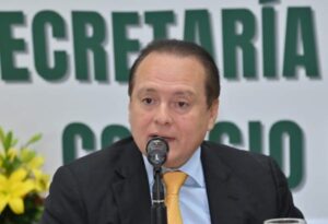 Colegio de Notarios reconoce avances del Gobierno Estatal en desarrollo y seguridad jurídica