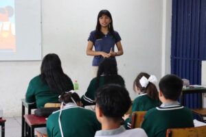 SENSIBILIZAN A ESTUDIANTES SOBRE RIESGOS POR SOBREEXPOSICIÓN TECNOLÓGICA