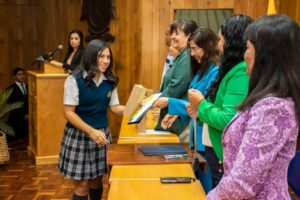 Reconocen a jóvenes talentos en la XXXV Olimpiada Estatal de Química y Biología de la UASLP