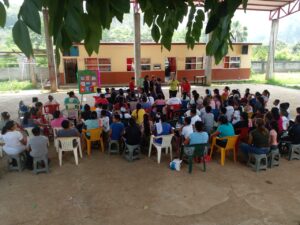 DIF Tamazunchale promueve valores y apoyo emocional en Coaxocotitla