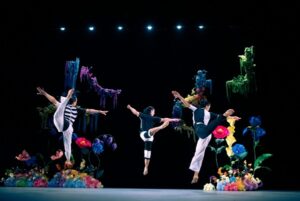 PROYECTO ESCÉNICO «PARAJES” DE DANIELA URÍAS EN EL TEATRO POLIVALENTE