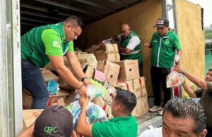 ESTADO LLEVA APOYO A FAMILIAS DE TAMAZUNCHALE AFECTADAS POR LLUVIAS