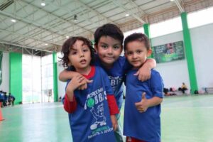 INAUGURA ESTADO RENOVADO AUDITORIO DE BÁSQUETBOL EN EL INPOJUVE
