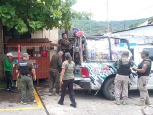 GUARDIA CIVIL ESTATAL AYUDA A NUESTROS HERMANOS DE LA REGIÓN HUASTECA 