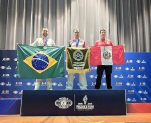 OMAR PINEDA GANA ORO EN TAEKWONDO EN MUNDIAL DE POLICÍAS Y BOMBEROS 2025