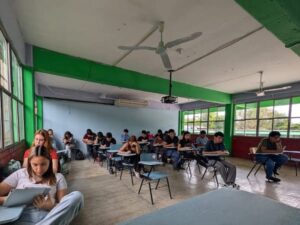 CONCLUYEN CON ÉXITO CURSOS GRATUITOS PARA ADMISIÓN A UNIVERSIDADES