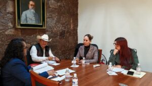 EN COMISIONES APRUEBAN INICIATIVA PARA DAR PRIORIDAD EN LOS APOYOS INSTITUCIONALES A LOS PRODUCTORES AGRÍCOLAS QUE LLEVEN A CABO OBRAS DE CONSERVACIÓN DEL SUELO Y AGUA