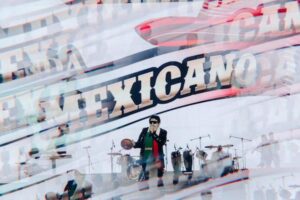 BANDA MACHOS Y MI BANDA EL MEXICANO PONEN A BAILAR A LA FENAPO