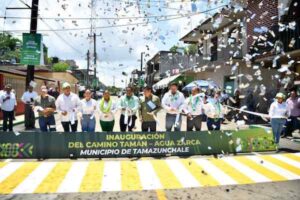 RICARDO GALLARDO RESTITUYE MOVILIDAD Y EQUIDAD EDUCATIVA EN LA HUASTECA