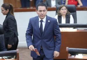 Dip. César Arturo Lara Rocha, impulsa una iniciativa de reforma a la ley para el desarrollo económico sustentable, y la competitividad del estado