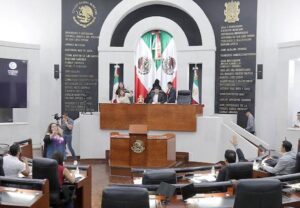 PROPONEN CONTEMPLAR COMO UNA CONDUCTA DELICTIVA QUE ATENTA CONTRA LA FAMILIA, LA DE USURPAR EL ESTADO CIVIL O LA FILIACIÓN DE OTRO