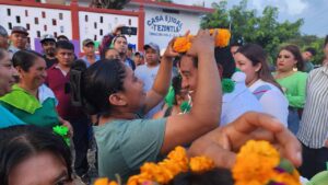 Tras años de espera, inicia pavimentación en calle Emiliano Zapata de Tezontla