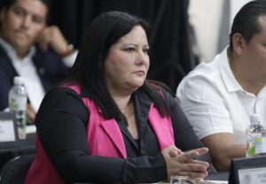 RECONOCE LA DIP. PATRICIA ARADILLAS TRABAJOS DE BACHEO EMERGENTE POR PARTE DEL GOBIERNO DEL ESTADO EN VIALIDADES DE LA ZONA INDUSTRIAL, QUE PERTENECE A SU DISTRITO