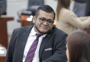 SE DEBEN REFORZAR LAS ACCIONES DE VIGILANCIA PARA ASEGURARSE QUE LOS MOTOCICLISTAS CUMPLAN CON LA LEY DE TRÁNSITO ESTATAL