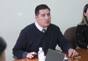 Analizan comisiones iniciativa para sancionar la reincidencia de maltrato animal y crear el registro estatal de personas agresoras de animales