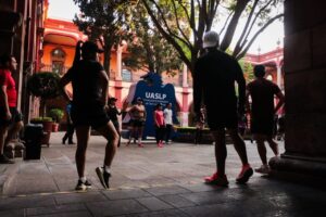 Últimos folios para inscripciones del Medio Maratón UASLP 2025 y sus carreras de 10K y 5K en San Luis Potosí. 