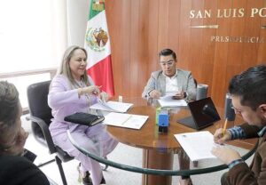 LA DIRECTIVA DEL CONGRESO DEL ESTADO INICIÓ CON EL PROCESO DE ENTREGA-RECEPCIÓN