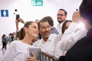Magisterio potosino refrenda respaldo a la Presidenta Claudia Sheinbaum