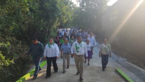 Obra de pavimentación mejora la vida de familias en Chichictla