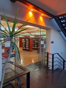 PRESENTARÁN EL LIBRO VERSOS DE NOVIEMBRE. TRILOGÍA DE POEMARIOS