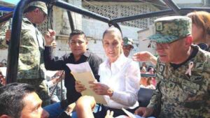 SHEINBAUM Y GALLARDO RECORREN COLONIAS AFECTADAS EN TAMAZUNCHALE SLP
