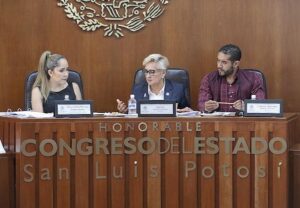 LA TITULAR DE LA SECRETARÍA DE SALUD, LETICIA GÓMEZ ORDAZ, COMPARECIÓ ANTE EL CONGRESO DEL ESTADO CON MOTIVO DE LA GLOSA DEL IV INFORME DE GOBIERNO