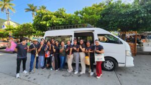 Adelaido Cabañas respalda a comparsa docente rumbo al Desfile Monumental Xantolo