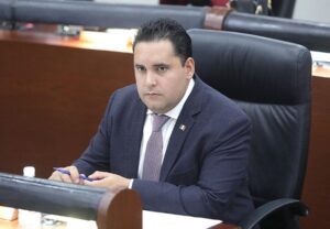 INTEGRANTES DE LA ASOCIACIÓN “ESTADO 33”, INTEGRADO POR MIGRANTES MEXICANOS BUSCAN HACER APORTACIONES Y NEGOCIOS EN MÉXICO