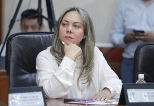 EXIGE DIP. SARA ROCHA MEDINA INVESTIGACIÓN Y SANCIONES EN CASO DE ALUMNA QUE DENUNCIÓ VIOLACIÓN EN LA FACULTAD DE DERECHO DE LA UASLP