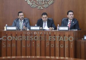 CON MOTIVO DE LA GLOSA DEL IV INFORME DE GOBIERNO, COMPARECIÓ ANTE EL CONGRESO DEL ESTADO, EL TITULAR DE LA SECRETARÍA DE DESARROLLO ECONÓMICO