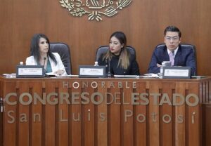 EN EL INICIO DE LA GLOSA POR EL CUARTO INFORME DE GOBIERNO, COMPARECIÓ EL SECRETARIO GENERAL DE GOBIERNO, J. GUADALUPE TORRES