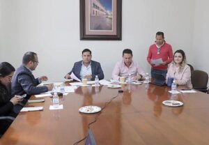 APRUEBA COMISIÓN DE DESARROLLO ECONÓMICO Y SOCIAL INICIATIVAS EN MATERIA DE IMPULSO DE LA MARCA “HECHO EN SAN LUIS POTOSÍ”, PROMOVIDAS POR EL GOBERNADOR RICARDO GALLARDO CARDONA Y EL DIP. LUIS EMILIO ROSAS MONTIEL