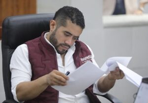 Se presenta iniciativa para expedir la ley de carrera judicial para el estado de San Luis Potosí.