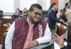 Iniciativa de reforma constitucional para reconocer el derecho al cuidado como derecho humano.