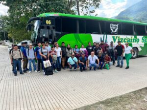 Matlapa impulsa oportunidades laborales: 29 trabajadores agrícolas parten a Baja California