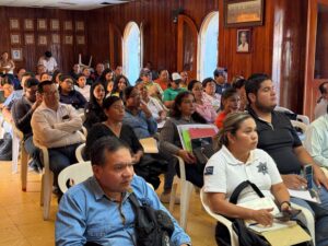 Capacitan a Funcionarios Municipales en Modelo Basado en Resultados