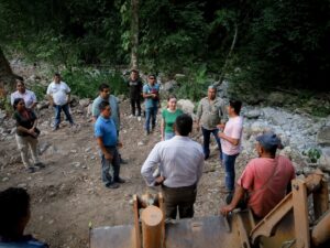 Marichuy Rivera sostiene encuentro directo con habitantes de Zacayo