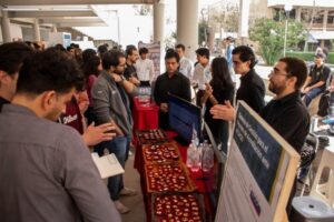 Proyectos reales y evaluación especializada marcan la Expo CiComp Otoño 2025 de la UASLP