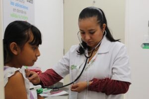 MÁS DE 150 MIL POTOSINOS SE BENEFICIAN DE LAS CLÍNICAS ROSAS