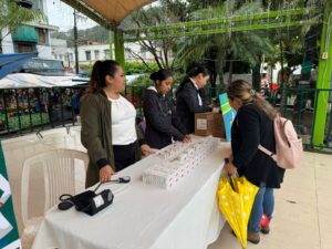 Impulsan campaña gratuita de desparasitación para cuidar la salud de las familias