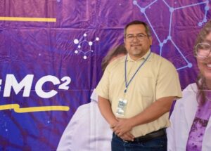 Especialista del CICESE destaca en la UASLP el papel de la nanotecnología en baterías de alto desempeño 