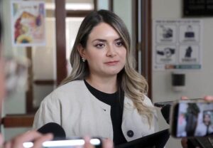 NECESARIO FORTALECER EL DESARROLLO Y LA SUPERACIÓN PROFESIONAL DE LOS DOCENTES, MEDIANTE LA PROMOCIÓN DE PROCESOS DE FORMACIÓN, CAPACITACIÓN, ACTUALIZACIÓN Y PROFESIONALIZACIÓN: DIP. MARÍA DOLORES ROBLES CHAIREZ